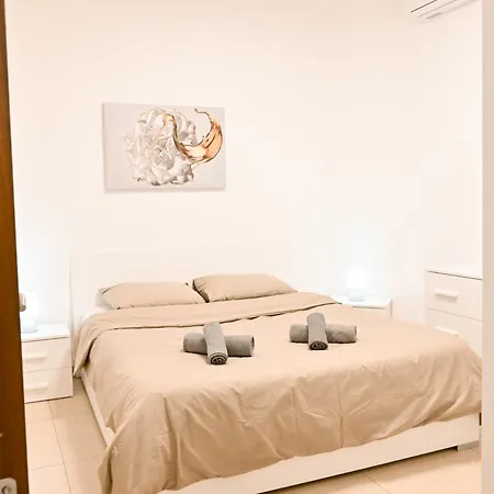 Balluta Bay Escape - St Julian's - Appartement *